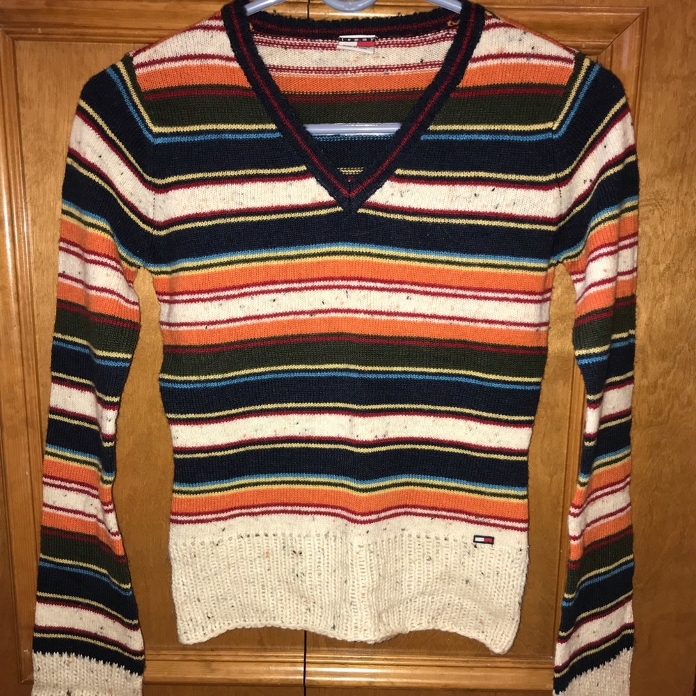 NWOT Tommy Hilfiger cropped sweater